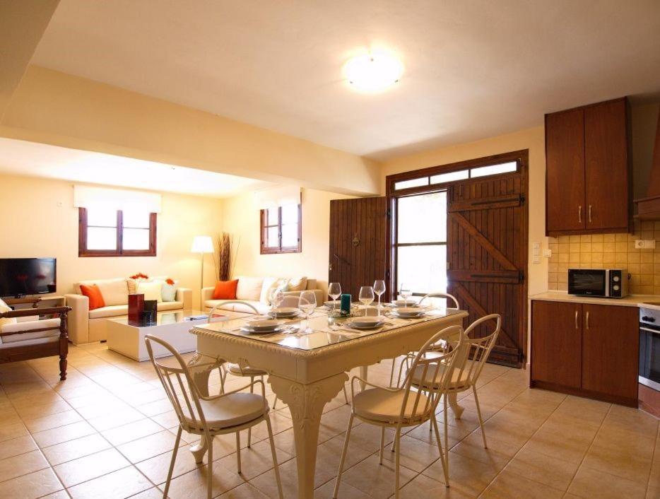 Villa Maragoudi Arménoi Exteriér fotografie